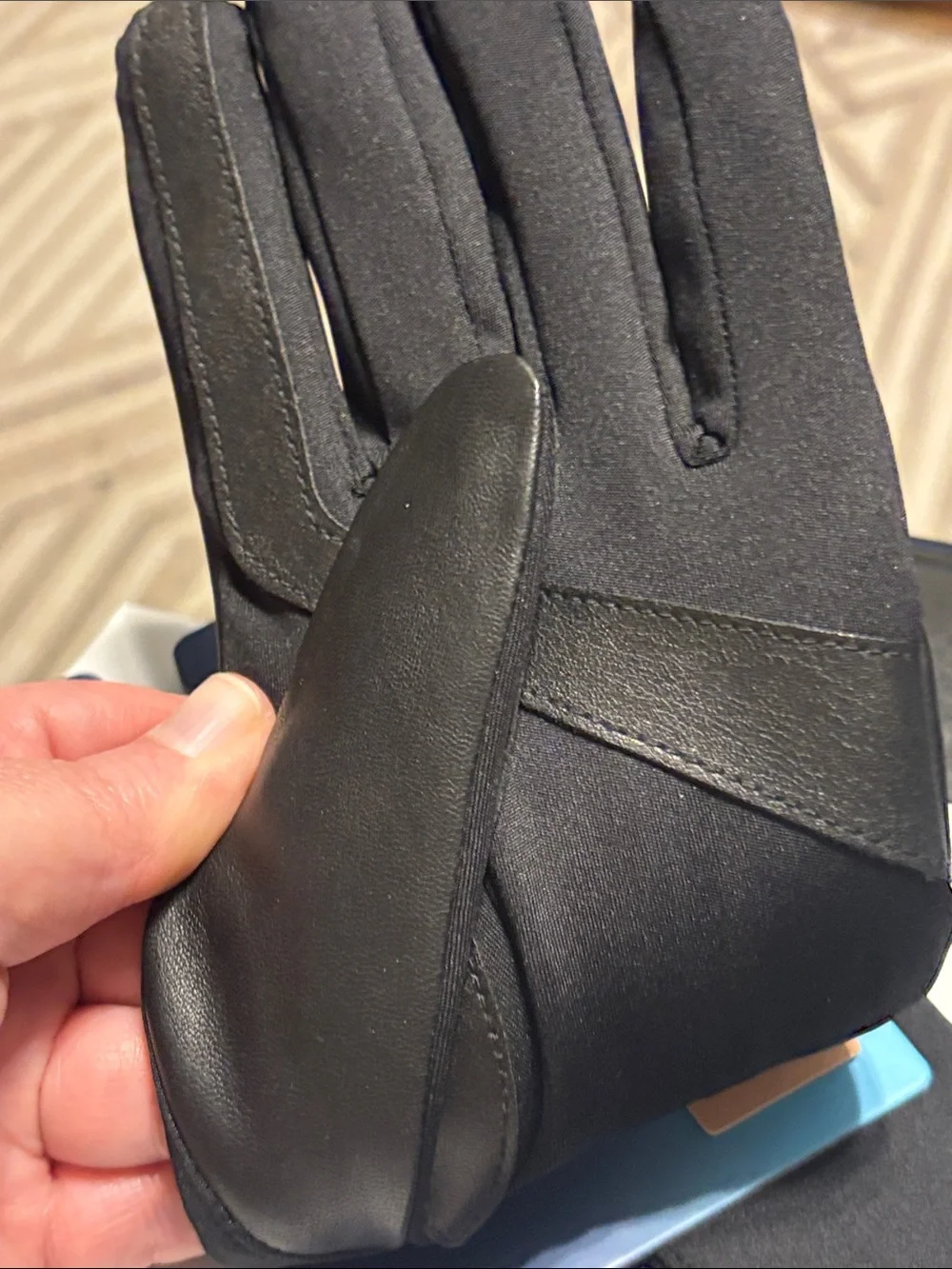 Isotoner Women's Touchscreen Gloves in Black - Picture 9 of 10